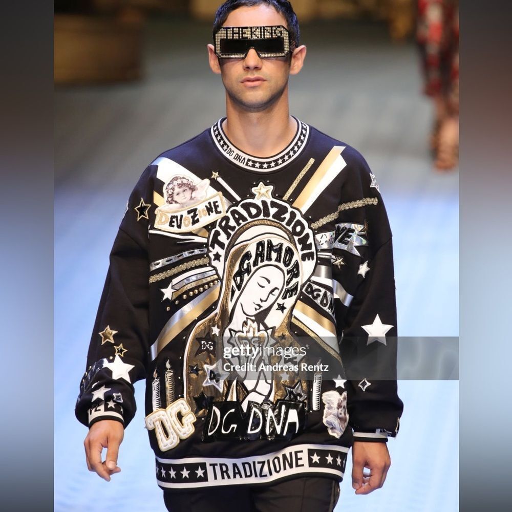 NWTs Dolce & Gabbana Baroque Maria Amore DG DNA Sweater Sweatshirt Black Gold - Picture 2 of 16